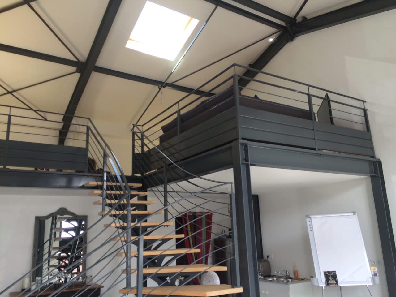 Rénovation complète d'un loft - mezzanine - illiCO travaux