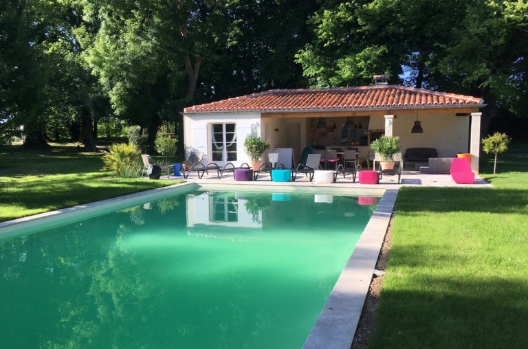 Construction d’un pool house – Saintes (17)