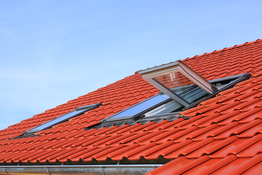 renovation de toiture avec combles et velux