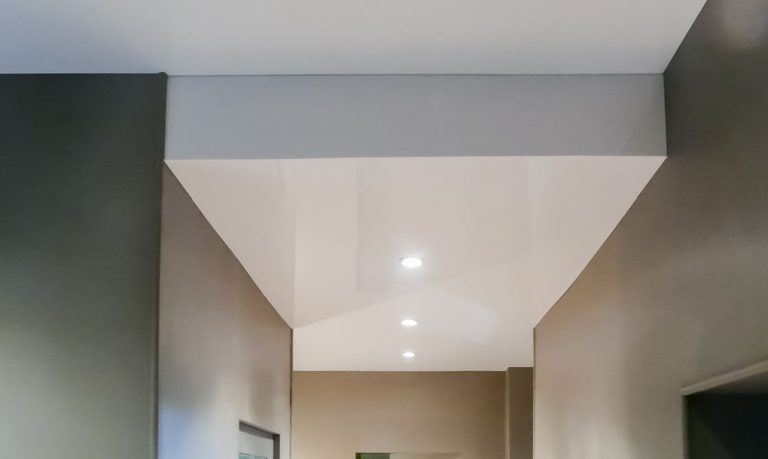 Faux Plafond Tendu Quels Avantages Et Inconvenients