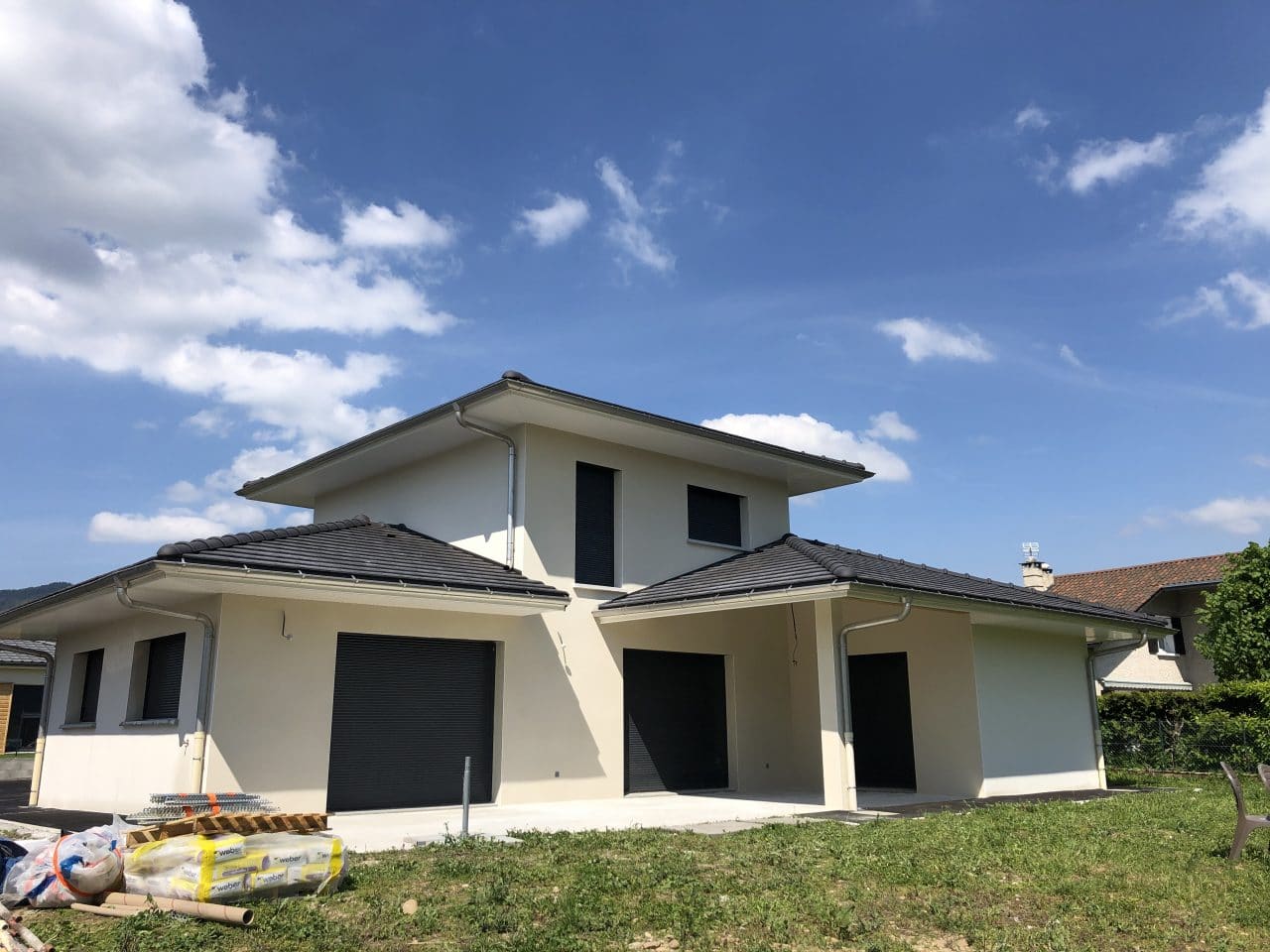 Réalisation de façade maison neuve enduit crépi ton pierre maison hôte Tabarka