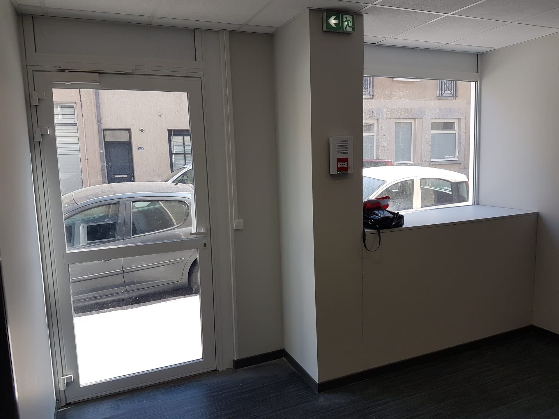 Transformation d’un ancien local de bureau en cabinet médical à Lyon (69)