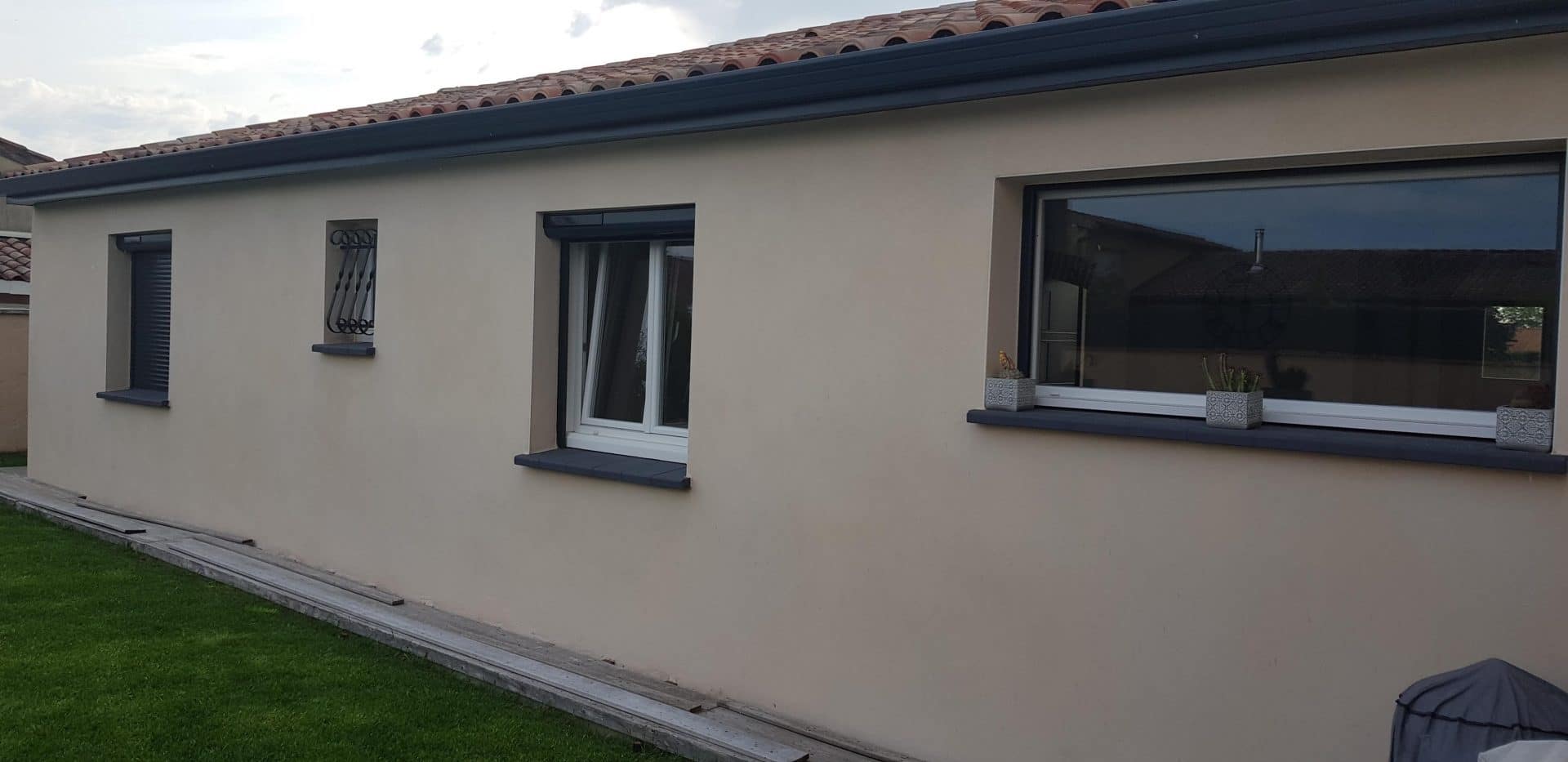 Rénovation d’une façade de maison à Eaunes (31)