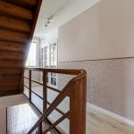 renovation maison escalier en bois parquet papier peint Mundolsheim