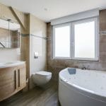 renovation maison salle de bain baignoire d'angle balnéo carrelage toilettes suspendus meuble vasque Mundolsheim