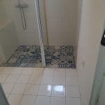 rénovation salle de bain sol carrelage carreaux ciment Languidic