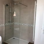 rénovation salle de bain douche à l'italienne carrelage faïence paroi en verre Chanteloup-en-Brie