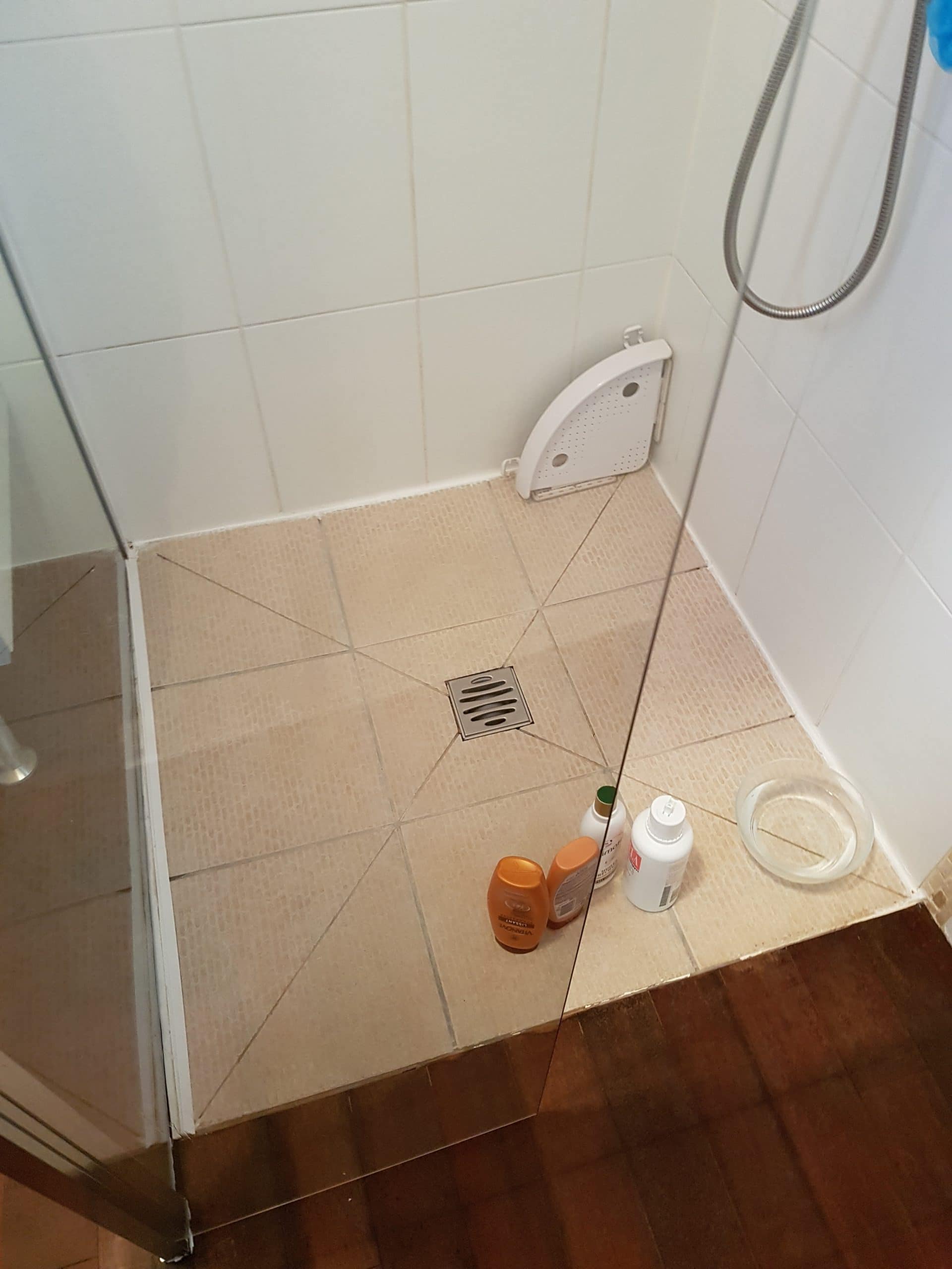 Changement du sol d’une salle de bain à Languidic (56)