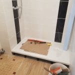 rénovation salle d'eau pose bac à douche Lanester
