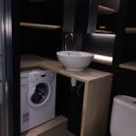 rénovation studio salle d'eau douche porte en verre vasque céramique WC toilettes Le Croisic