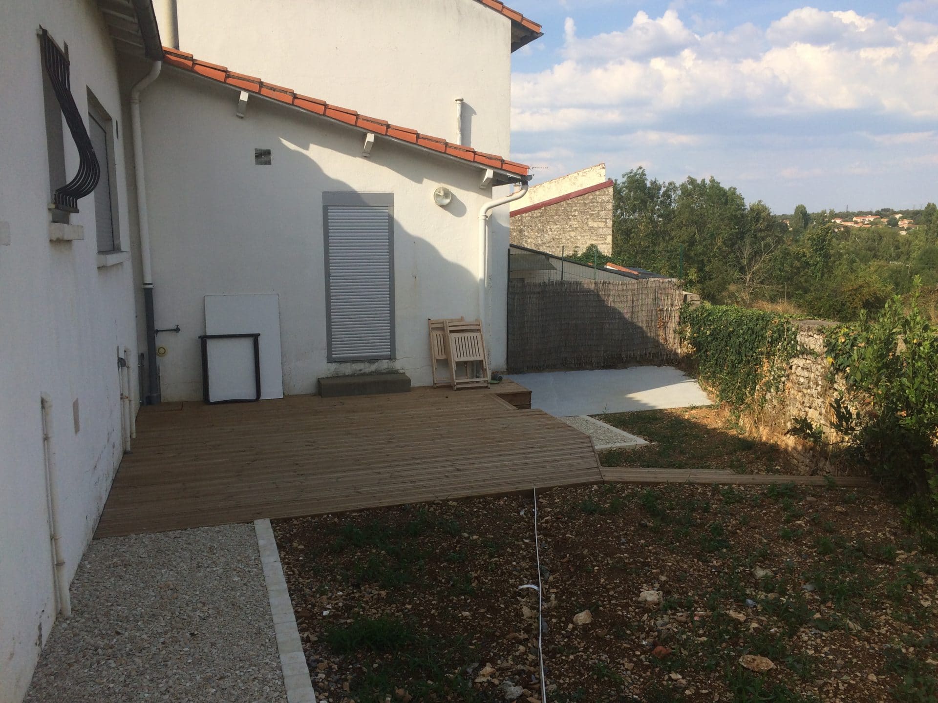 Aménagement d’extérieur d’une maison à Niort (79)