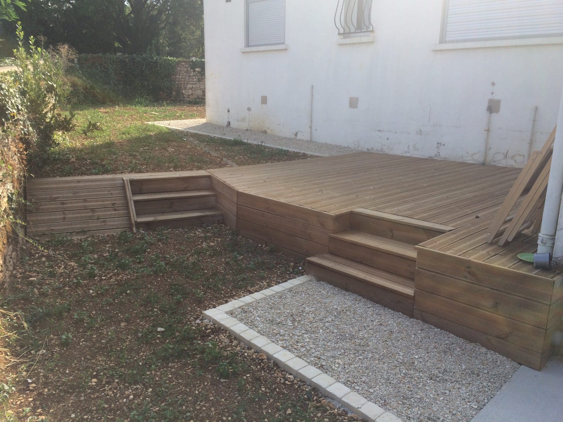 Aménagement d’extérieur d’une maison à Niort (79)