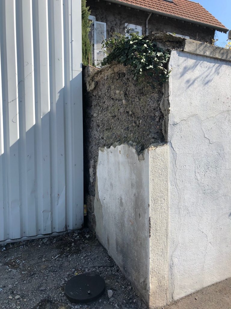 Rénovation de poteau mouluré et d’un mur à Villeurbanne (69)