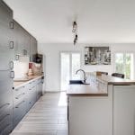 rénovation maison agencement cuisine ouverte îlot espace vie La Sauve