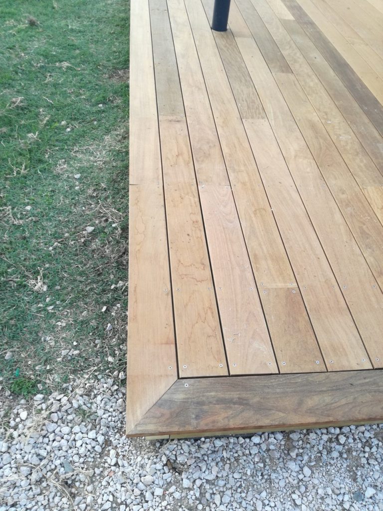 Création d’une terrasse en bois à Muret (31)