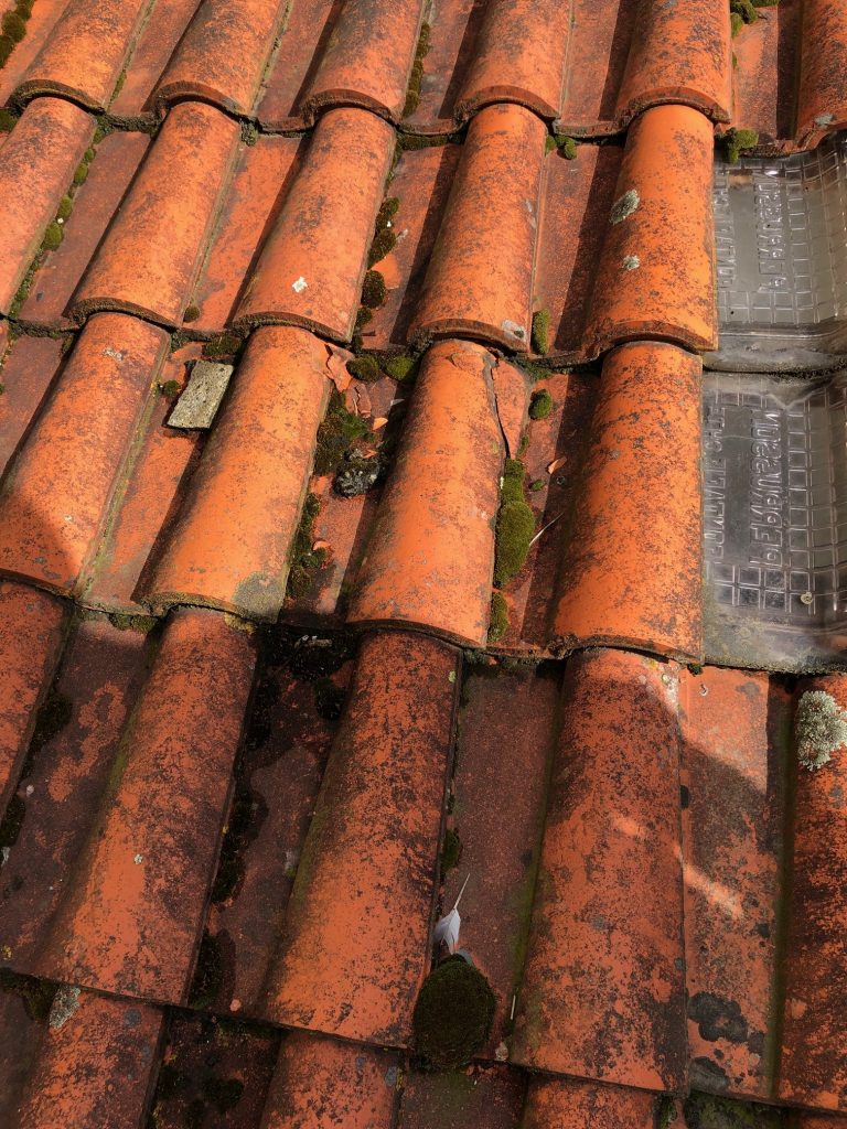 Comment rénover sa toiture ? Exemple à La Roche-sur-Yon (85)