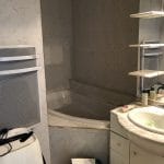 rénovation appartement sous combles à Lyon : salle de bain avant travaux