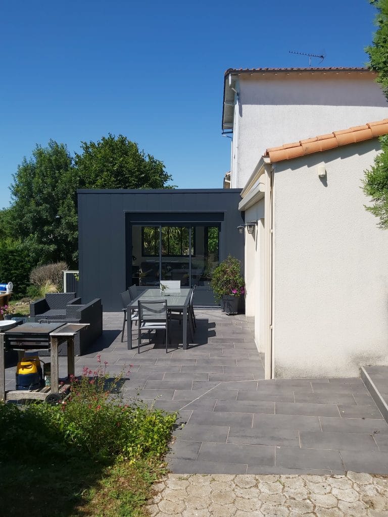 extension maison Niort - terrasse carrelage