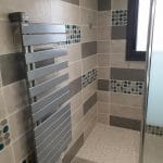 rénovation de salle de bain près d'Agen : sèche serviettes