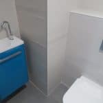 agrandissement d'une maison à Nancy : coin wc avec lavabo