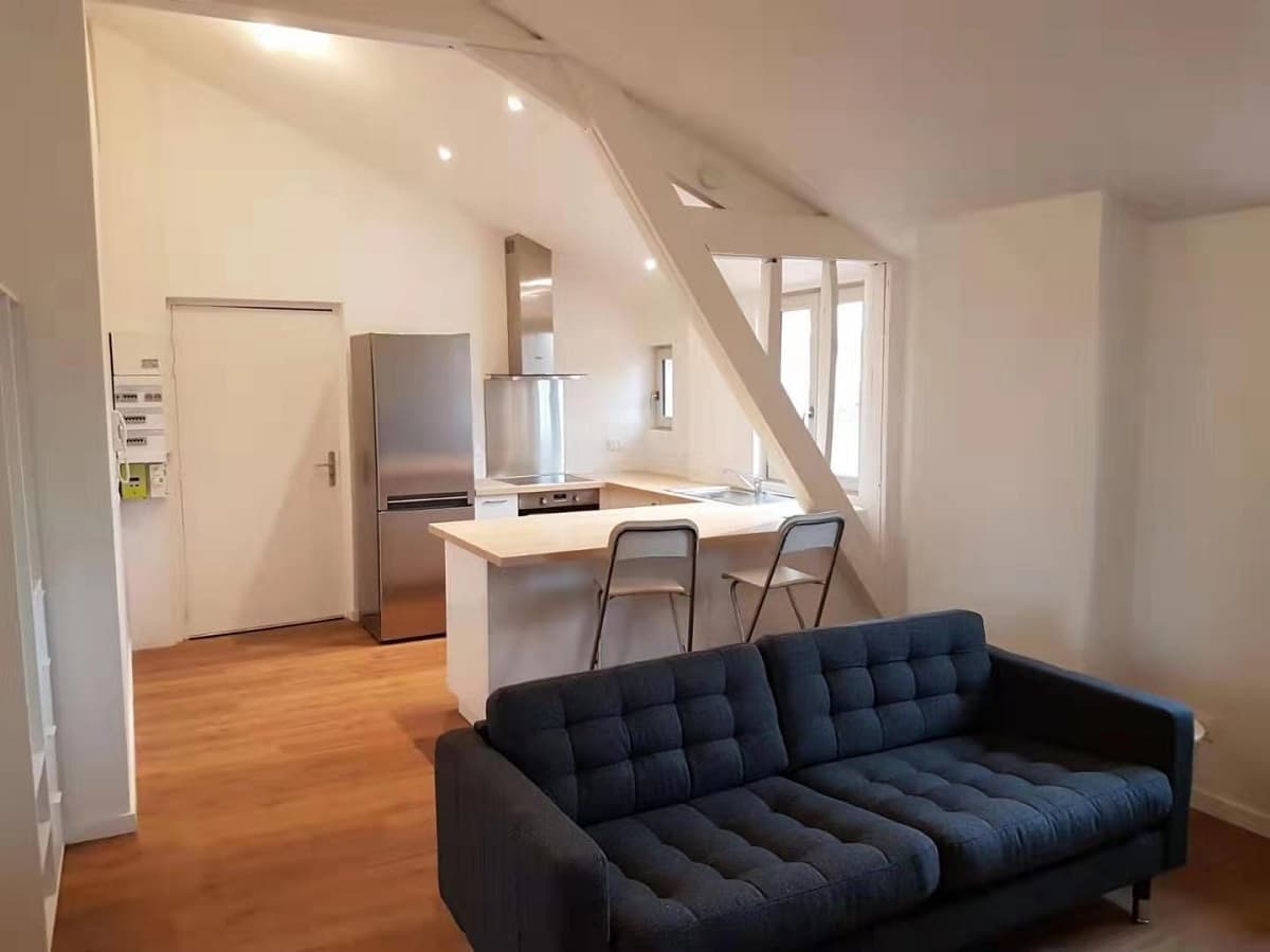 Rénovation complète de 2 appartements à Bordeaux : salon et cuisine rénovés