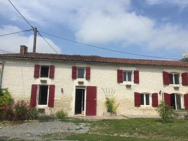 Rénovation intérieure et extérieure d’une maison à Lapouyade (33)