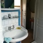 rénovation d'une salle de bain à Marcq-en-Baroeul : vasque et peinture avant travaux
