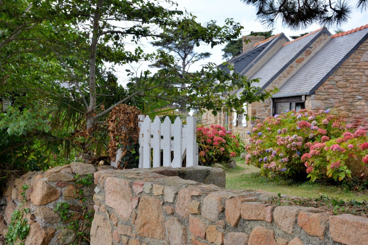 jolie maison en pierre rénovée