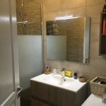 rénovation appartement salle de bain faïence miroir éclaire meuble vasque Vannes