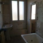 rénovation d'un appartement près de Lyon en vue d'une location : salle de bain avant travaux