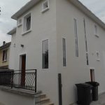 rénovation ravalement façade maison enduit peinture remplacement pavés verre châssis fixe Bezons