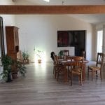 Rénovation d’une grange à Lapeyrouse Fossat : salon une fois aménagé