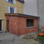 extension maison à Parcieux : vue extérieure en cours de travaux