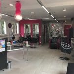 rénovation d'un local professionnel : salon de coiffure avant transformation en salon esthétique