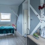 rénovation maison chambre enfant combles sol parquet bois peinture ton gris Haguenau