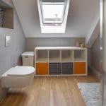 rénovation salle de bain sous toits faïence velux rangement parquet bois massif pièce humide Wolfisheim