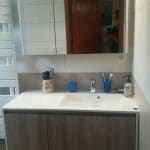 rénovation modernisation salle d'eau meuble vasque bois miroir éclairé sèche-serviettes La Chapelle-d'Armentières