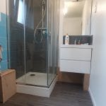 rénovation salle de bain cabine de douche meuble vasque suspendu parquet pvc pièce humide peinture Saint-André-lez-Lille