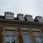 rénovation boiseries Douai - fenêtres chiens assis avant travaux