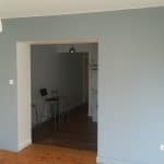 mur repeint en gris - remise en peinture dans un appartement de Lille