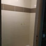 Pose de la faïence - rénovation d'une salle de bain à Carcassonne