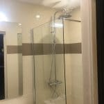 Parois en verre pour la douche - rénovation d'une salle de bain à Carcassonne