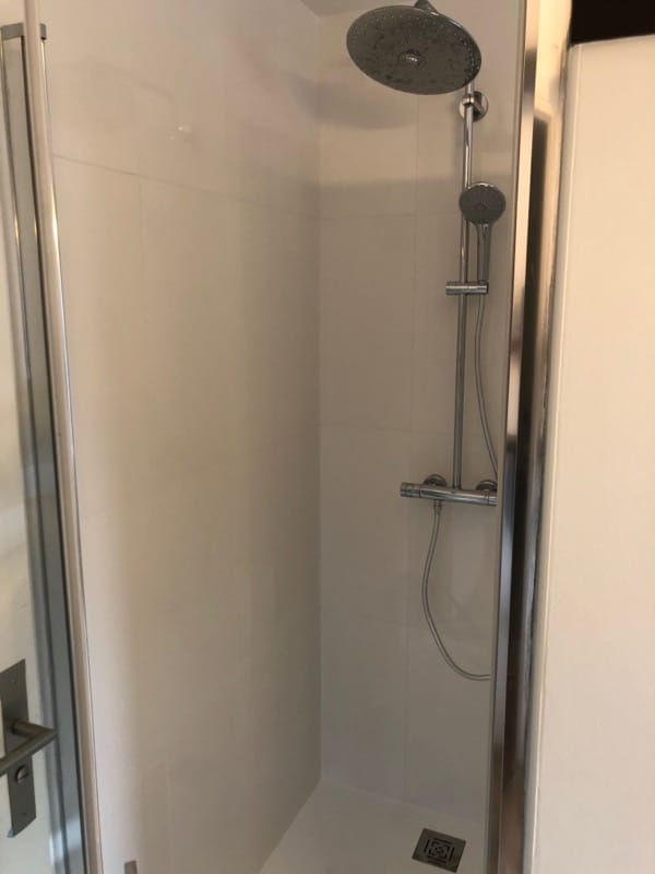 Changement de faïence pour la douche - rénovation salle de bain à Roubaix
