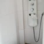 douche avant travaux - Rénovation salle de bain à Roubaix