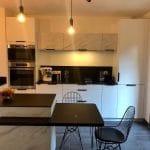 Mix ardoise, blanc et marbre dans la cuisine - rénovation d'une cuisine à Lyon