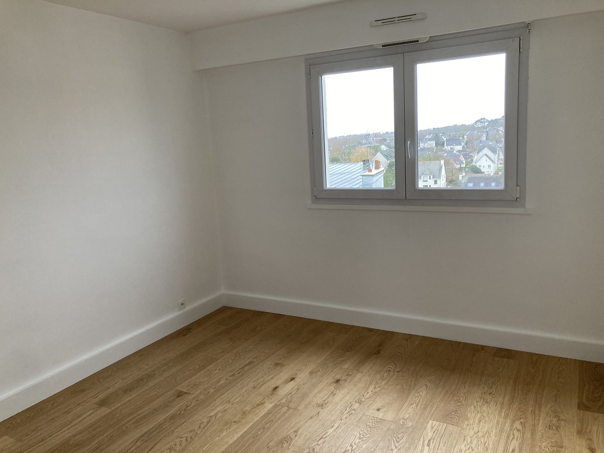 Chambre après travaux - rénovation appartement à Vannes