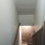 Escalier menant aux chambres après travaux Murs avant travaux - rénovation des chambres à Pérenchies