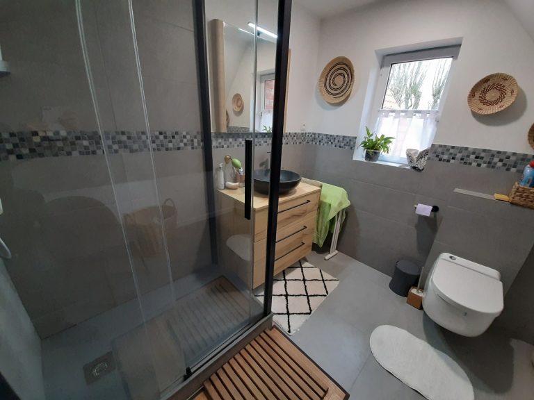 Rénovation d’une salle de bain à Linselles (59)