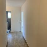 Couloir en cours de travaux - rénovation appartement Golfe Juan