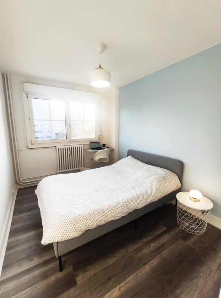 Chambre avec lit double - rénovation d'un appartement à Lille en vue d'une mise en location